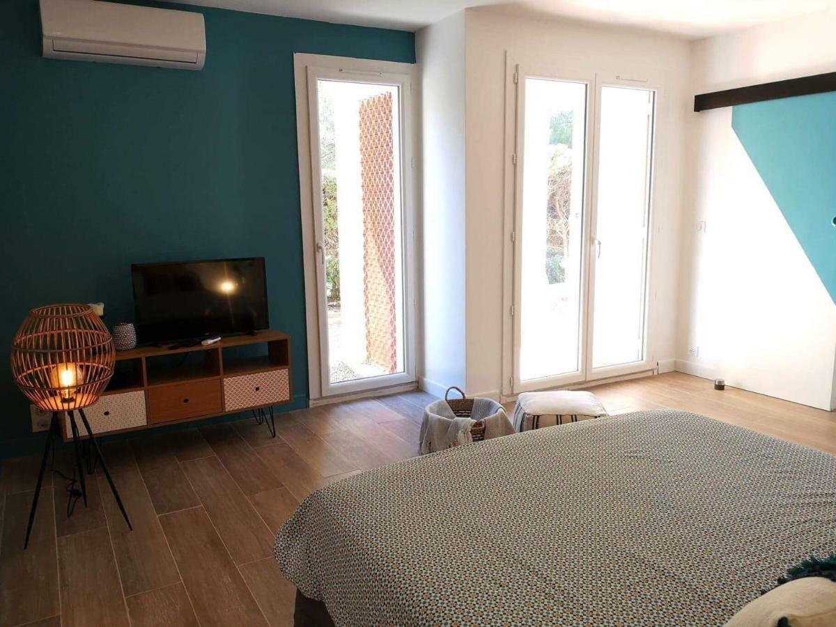 Grand Studio 35M2 Centre Ville Л'Іль-Русс Екстер'єр фото